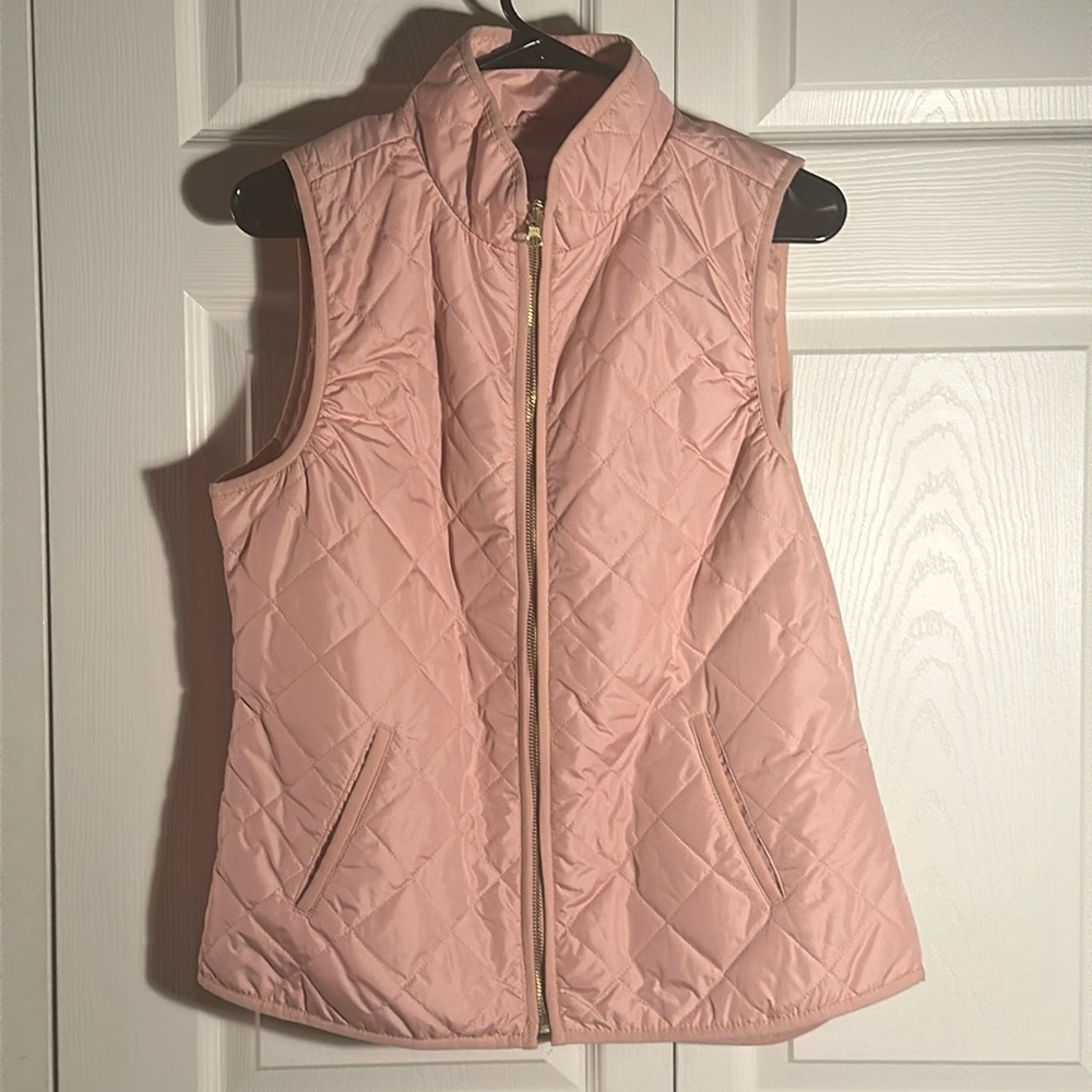 Old Navy Lightweight Quilted Vest Soft Pink